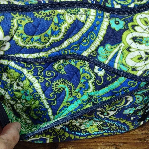 Vera Bradley "Rhythm & Blues Quilted Shoulder/ Crossbody Bag - Picture 8 of 11